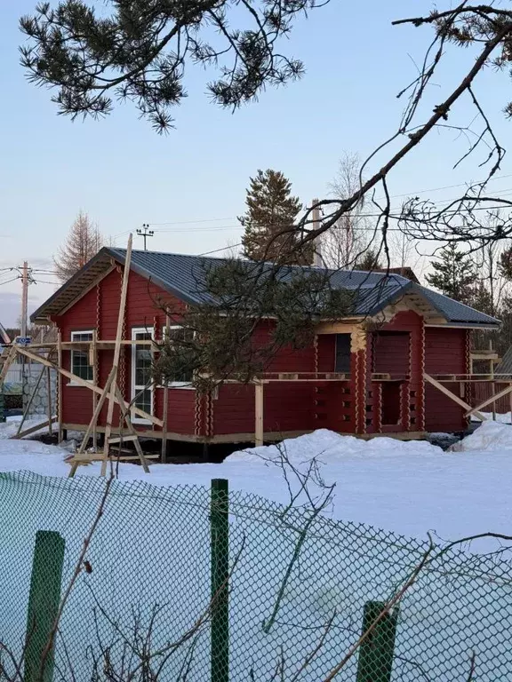 Дом в Архангельская область, Приморский муниципальный округ, Калинушка ... - Фото 1