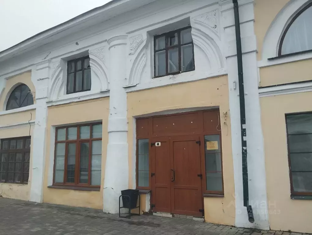 Торговая площадь в Ярославская область, Ростов ул. 50 лет Октября, 7/5 ... - Фото 1