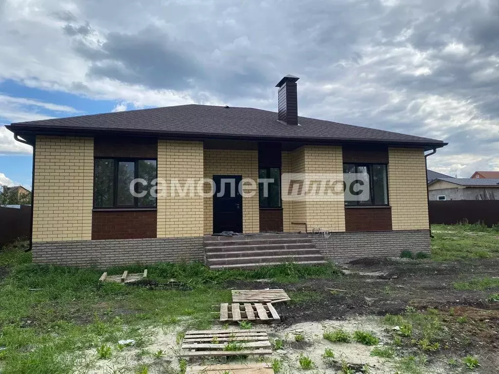 Дом в Белгородская область, Белгородский район, Разумное рп ул. ... - Фото 1