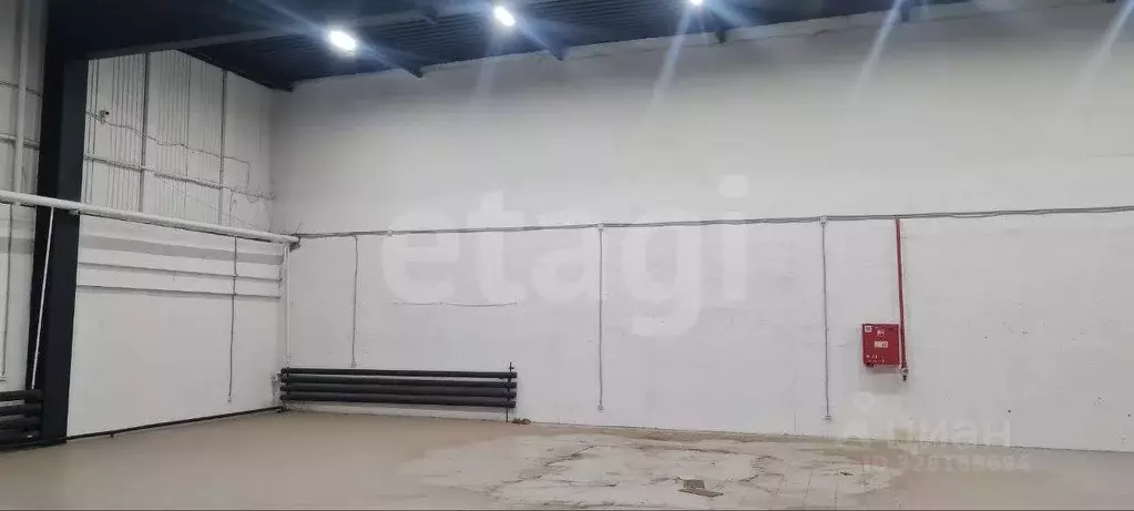 Склад в Ямало-Ненецкий АО, Новый Уренгой Таежная ул., 204/12 (1100 м) - Фото 1