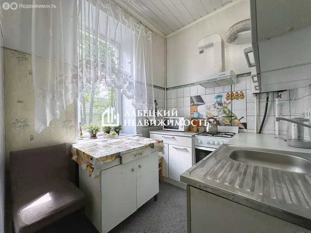 2-комнатная квартира: посёлок Стеклянный, 31 (50.1 м) - Фото 0
