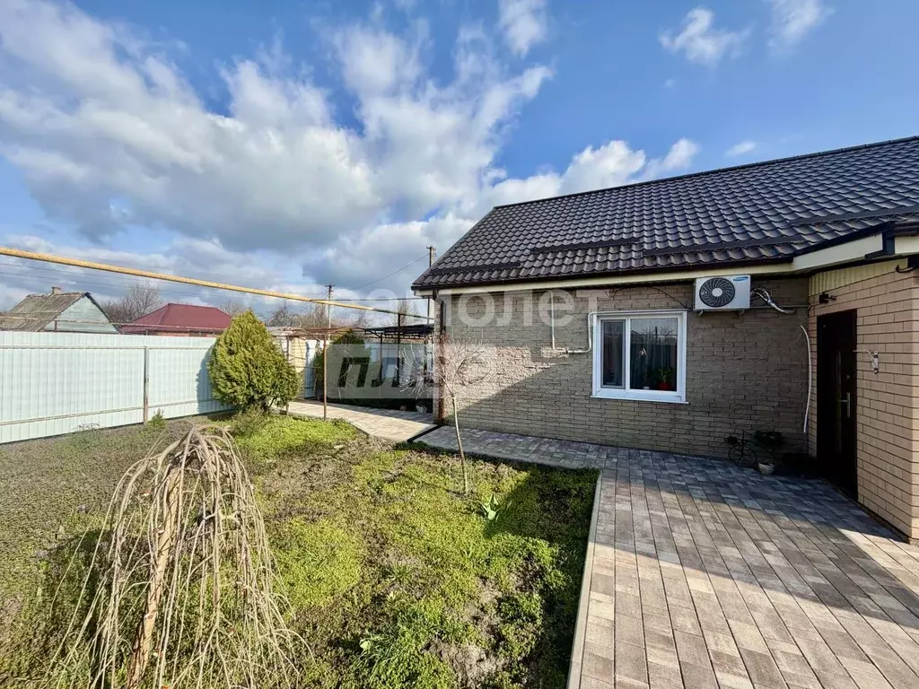 Дом в Краснодарский край, Тимашевский район, Дербентское с/пос, Мирный ... - Фото 2