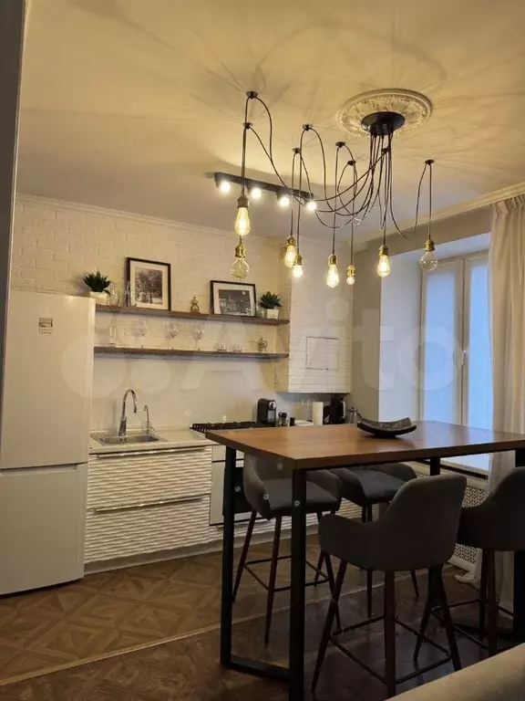 2-к. квартира, 65 м, 2/9 эт. - Фото 0