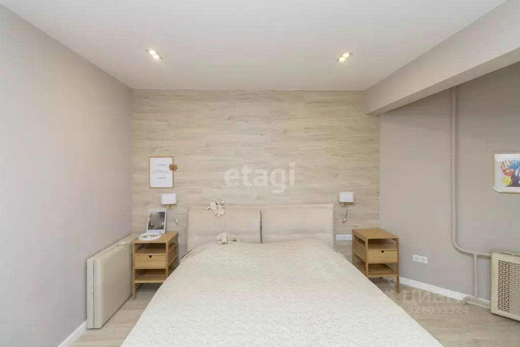 3-к кв. Тюменская область, Тюмень ул. Малыгина, 56 (117.3 м) - Фото 1