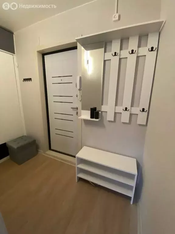 1-комнатная квартира: Екатеринбург, улица Мамина-Сибиряка, 8 (28.5 м) - Фото 0