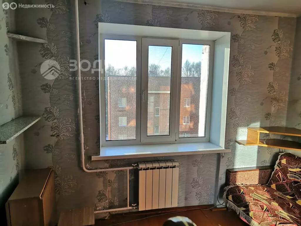 1к в 9-комнатной квартире (13 м) - Фото 2