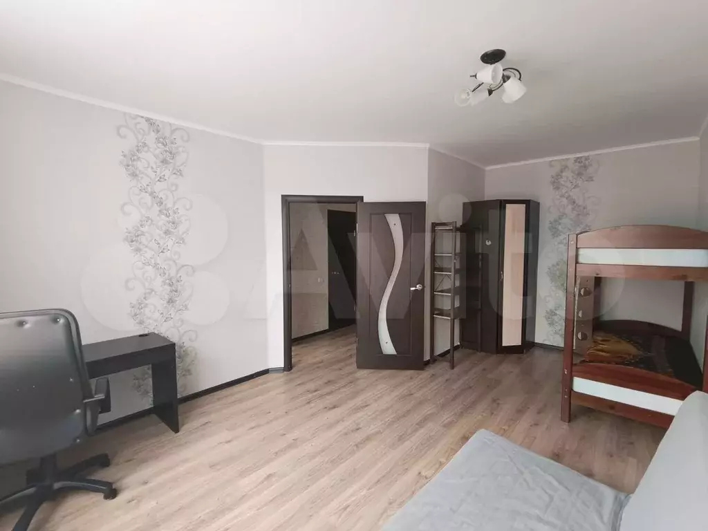 1-к. квартира, 45 м, 6/10 эт. - Фото 1