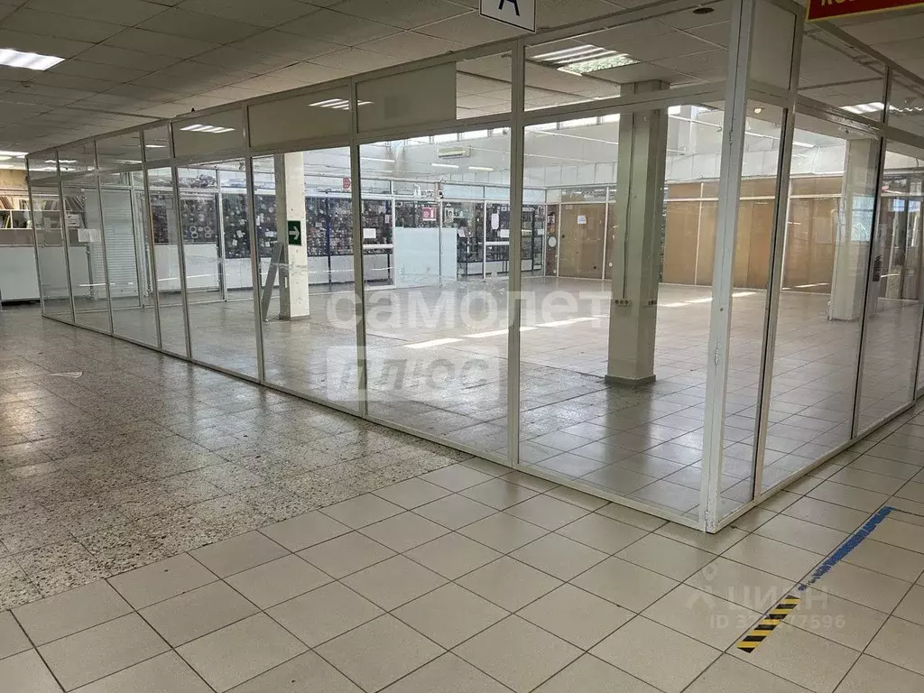 Торговая площадь в Самарская область, Тольятти ул. Фрунзе, 23 (138 м) - Фото 1