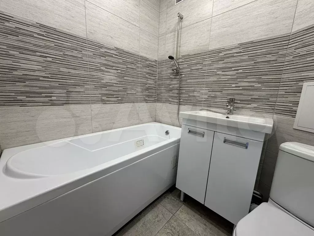 1-к. квартира, 32,5 м, 2/5 эт. - Фото 0