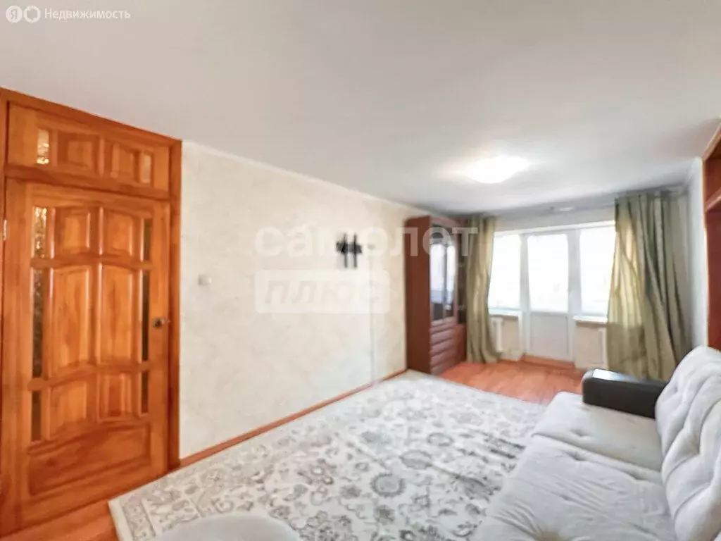 3-комнатная квартира: Уфа, улица Степана Халтурина, 55 (57 м) - Фото 2