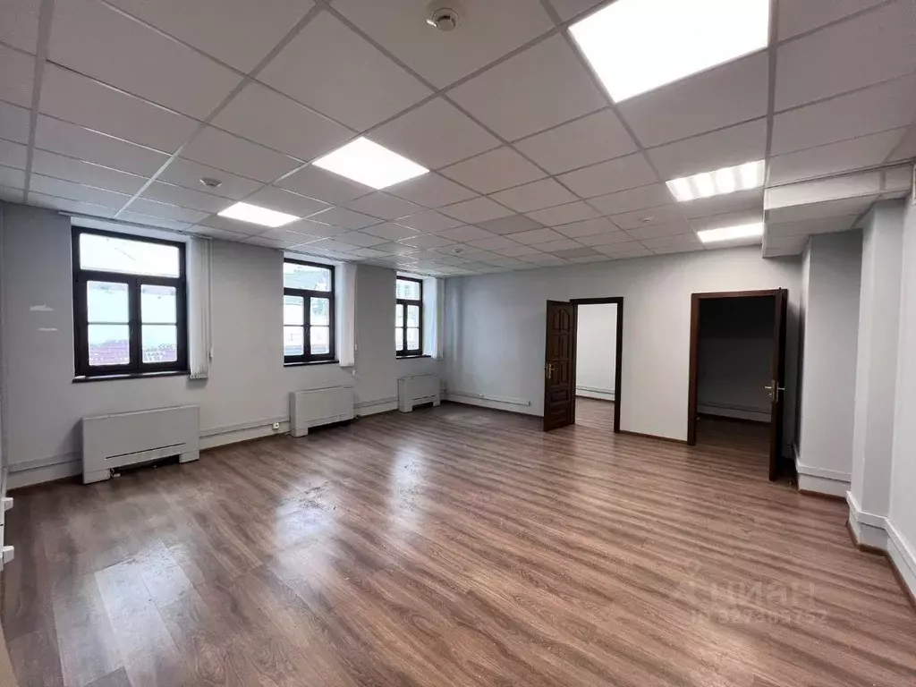 Офис в Москва ул. Покровка, 33 (133 м) - Фото 1