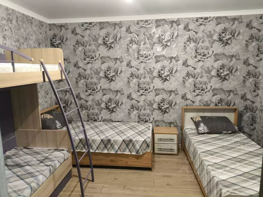 Дом в Краснодарский край, Лабинск ул. Казачья, 75 (60 м) - Фото 2