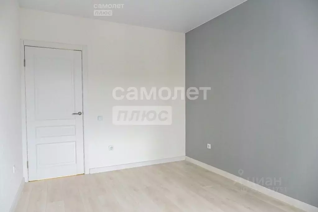 1-к кв. Курская область, Курск ул. Энгельса, 115 (39.6 м) - Фото 0