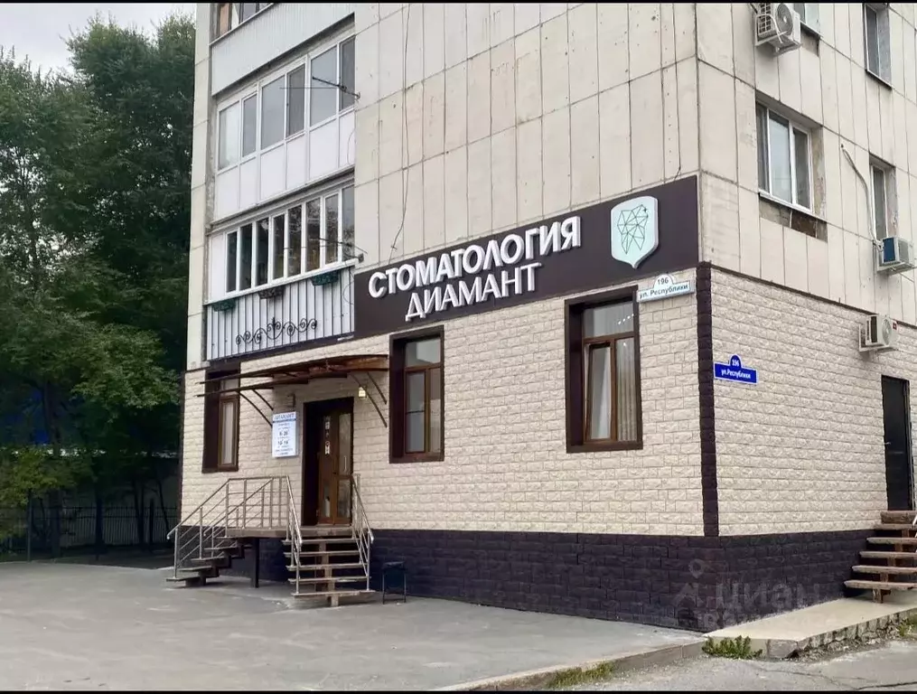 Помещение свободного назначения в Тюменская область, Тюмень ул. ... - Фото 1