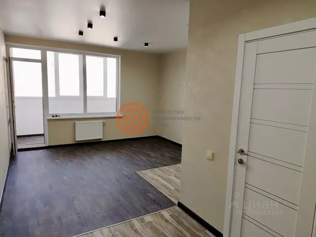 Студия Тюменская область, Тюмень Интернациональная ул., 199А (29.8 м) - Фото 1