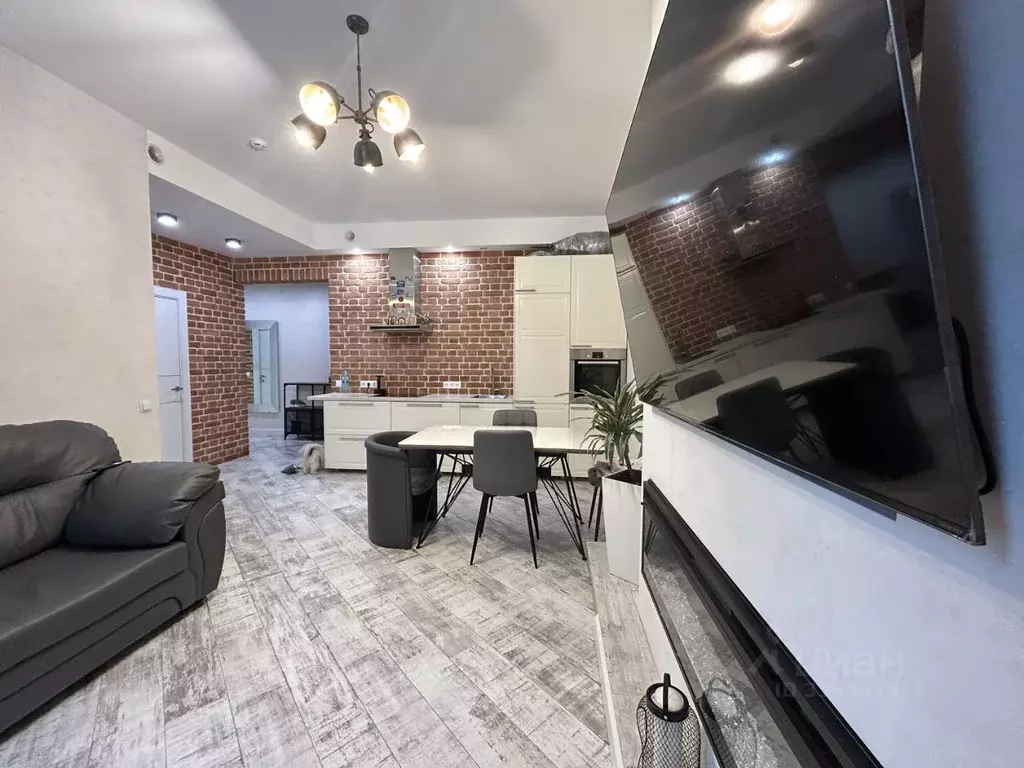 2-к кв. Санкт-Петербург Аптекарский просп., 18 (65.7 м) - Фото 0