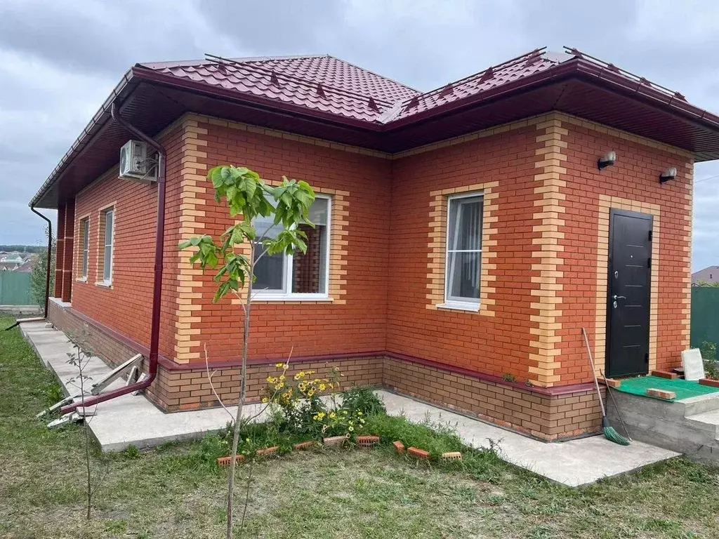 Коттедж в Белгородская область, Старый Оскол ул. Ильинская (105 м) - Фото 0