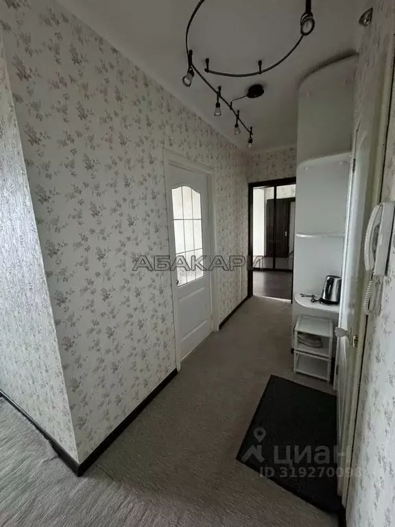2-к кв. Красноярский край, Красноярск ул. Академгородок, 24а (58.0 м) - Фото 0
