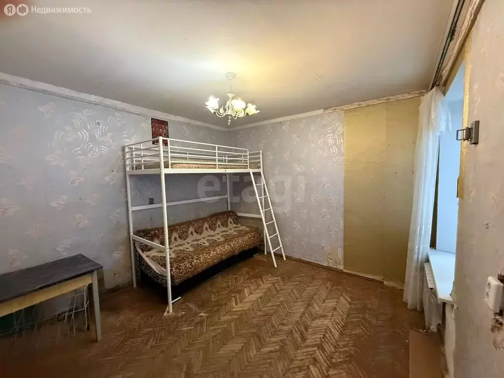 1к в 9-комнатной квартире (13 м) - Фото 2