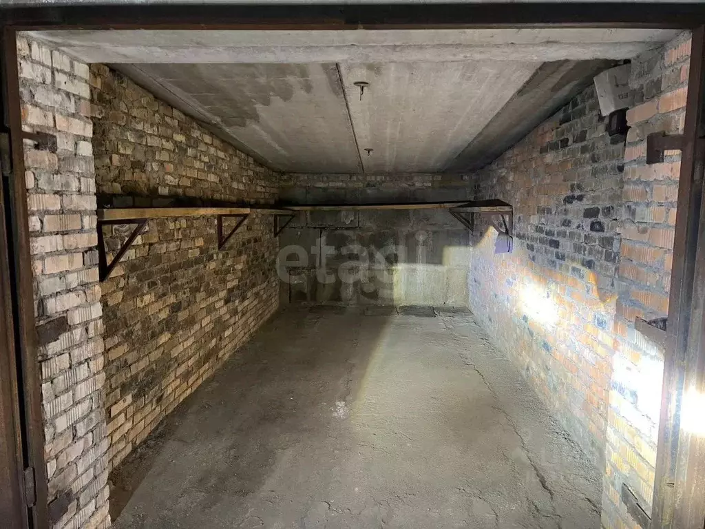 Гараж в Приморский край, Владивосток Московская ул., 1 (16 м) - Фото 1