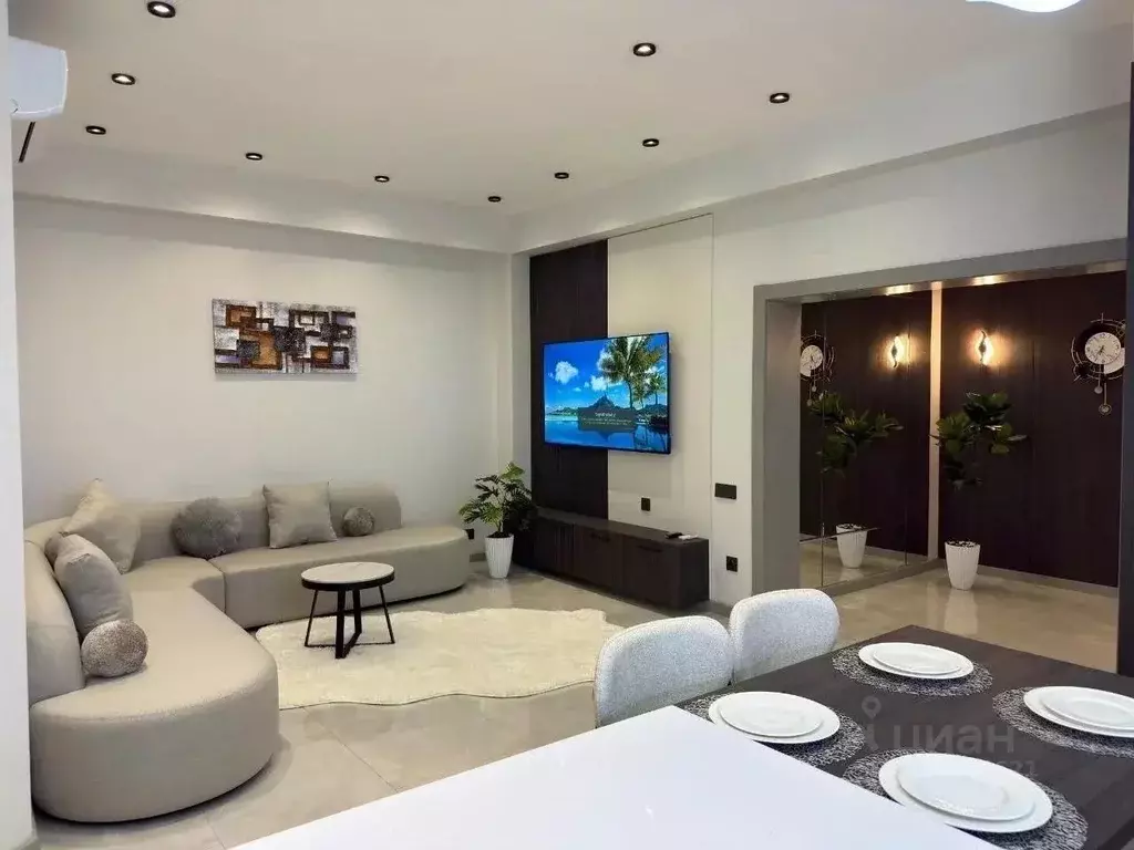 2-к кв. Татарстан, Казань ул. Фатыха Амирхана, 14Б (86.0 м) - Фото 1