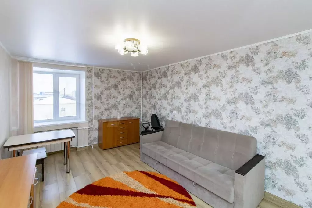Комната 24,3 м в 1-к., 6/9 эт. - Фото 1