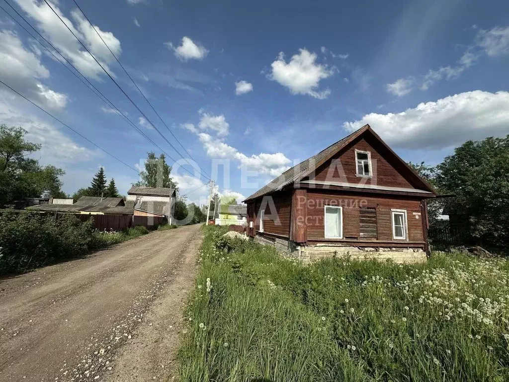 Дом в Новгородская область, Боровичи пос. Полыновка, ул. Устинская, 21 ... - Фото 1