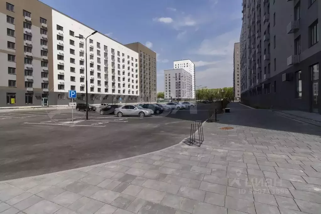 1-к кв. Тюменская область, Тюмень ул. Республики, 204к11 (32.0 м) - Фото 1