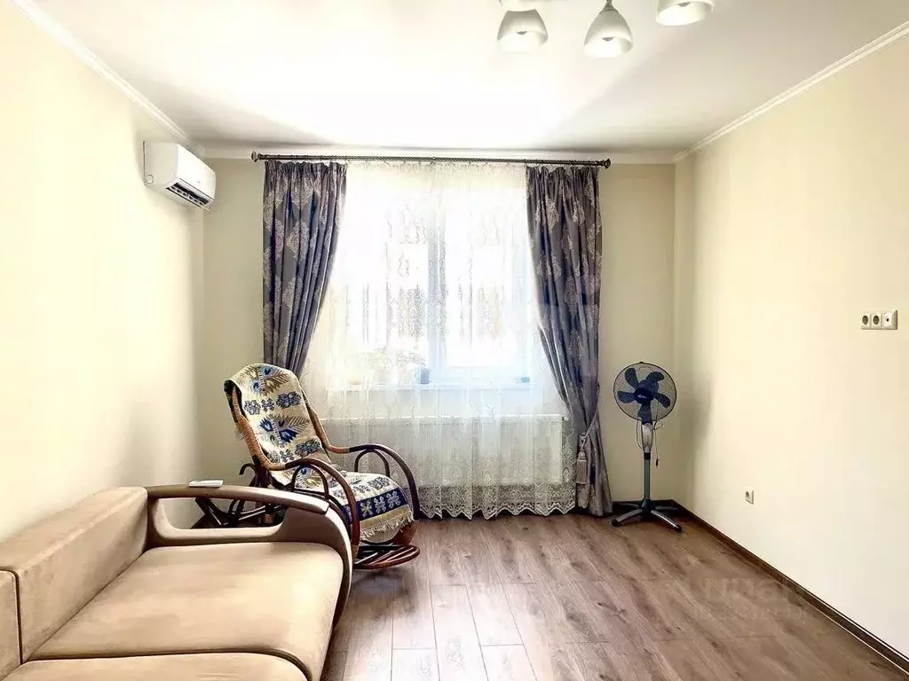 2-к кв. Крым, Симферополь ул. Севастопольская (62.0 м) - Фото 1