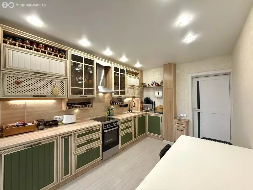 3-комнатная квартира: Белгород, бульвар Юности, 1 (74 м) - Фото 2