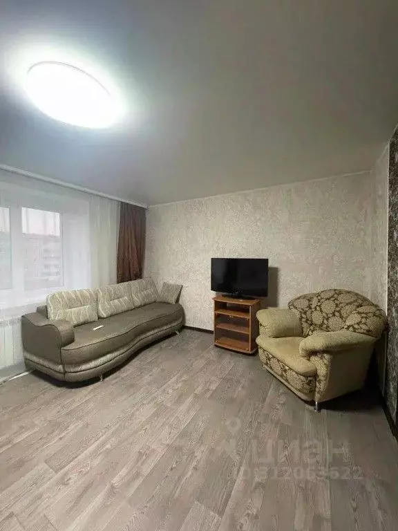 2-к кв. Бурятия, Улан-Удэ Ермаковская ул., 37 (60.0 м) - Фото 0