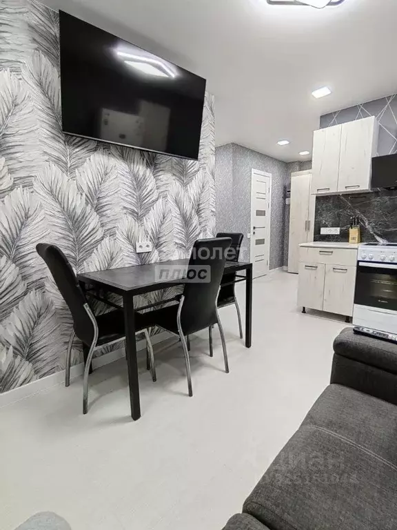 2-к кв. Иркутская область, Иркутск ул. Розы Люксембург, 118/5 (45.0 м) - Фото 1