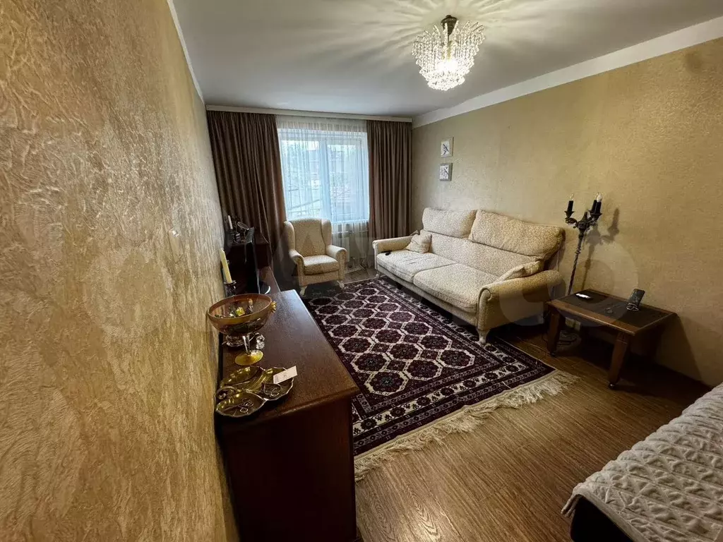 1-к. квартира, 36 м, 2/5 эт. - Фото 1