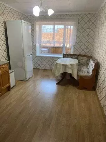 1-к. квартира, 50 м, 10/10 эт. - Фото 1