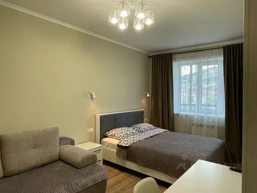 1-к кв. Алтай, Горно-Алтайск Советская ул., 7/3 (42.0 м) - Фото 1