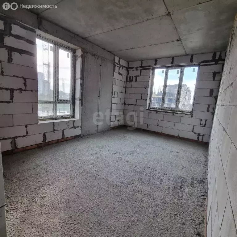 2-комнатная квартира: Владикавказ, Курская улица, 2 (75 м) - Фото 0