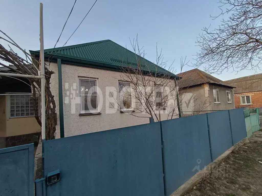 дом в краснодарский край, белореченск октябрьская ул, 25 (110 м) - Фото 0