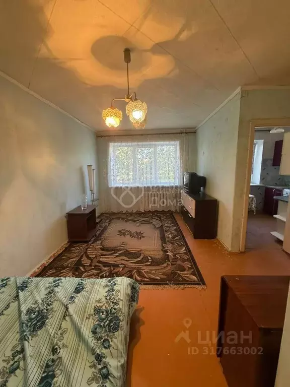 1-к кв. Волгоградская область, Волгоград ул. Кирова, 112 (31.4 м) - Фото 0