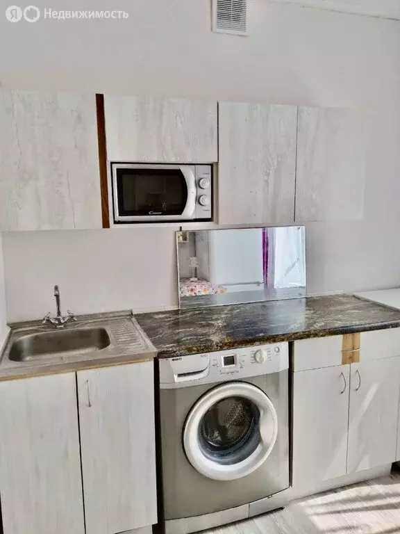 1-комнатная квартира: Астрахань, улица Дубровинского, 58 (31 м) - Фото 0