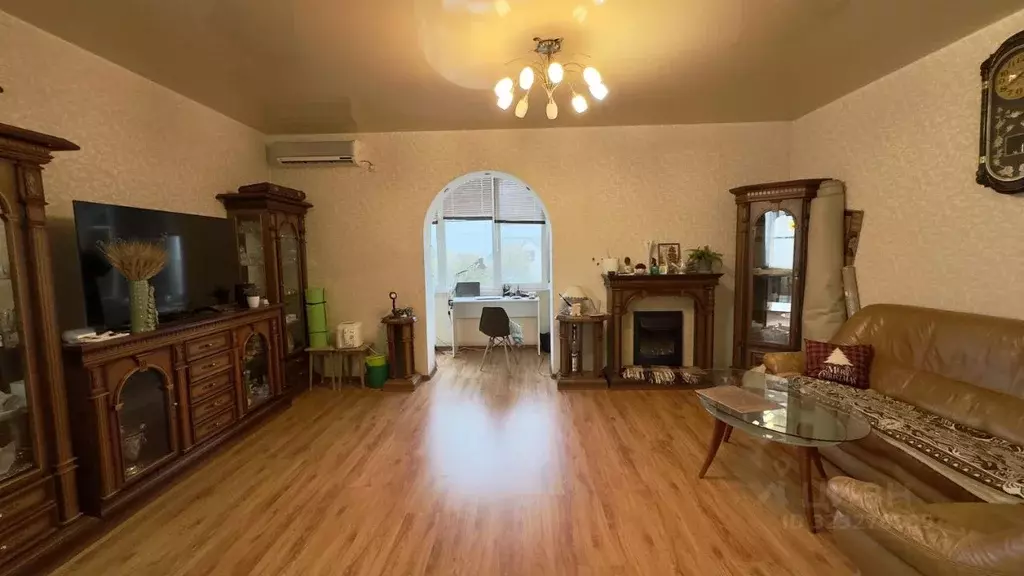 3-к кв. Волгоградская область, Волгоград ул. Зевина, 1Б (101.9 м) - Фото 2