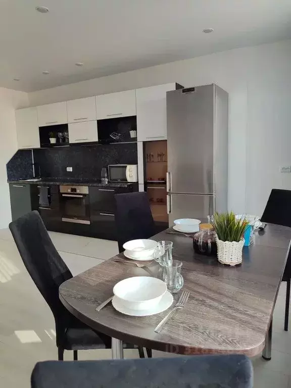2-к кв. Татарстан, Казань ул. Братьев Батталовых, 20А (61.0 м) - Фото 0