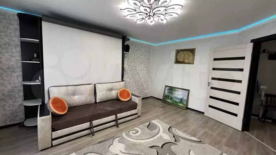 2-к. квартира, 54,4 м, 1/10 эт. - Фото 1