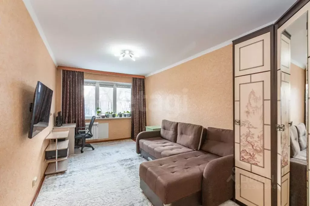 2-к кв. Омская область, Омск Крыловская ул., 29 (48.0 м) - Фото 1