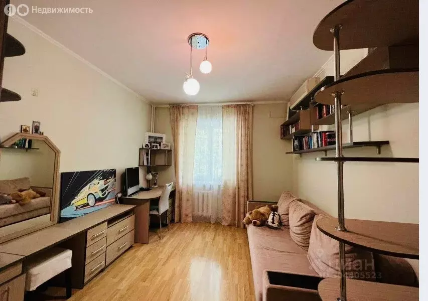 3-комнатная квартира: Аксай, улица Платова, 83 (115 м) - Фото 1