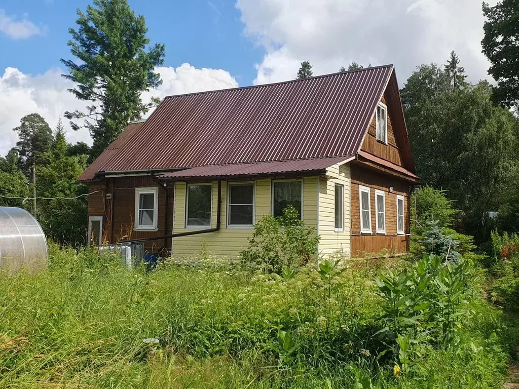 Дом в Ленинградская область, Гатчинский район, Вырица городской ... - Фото 1