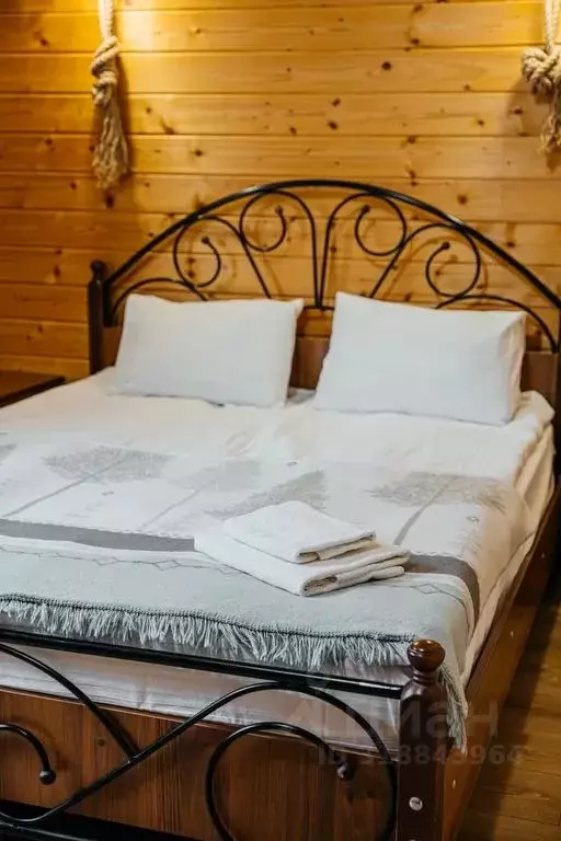 Комната Карачаево-Черкесия, Зеленчукский район, с. Архыз ул. Хубиева, ... - Фото 1