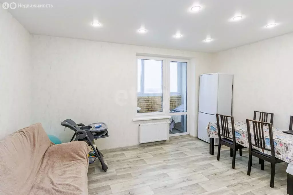 2-комнатная квартира: Патрушева, улица Николая Гоголя, 1 (58 м) - Фото 2