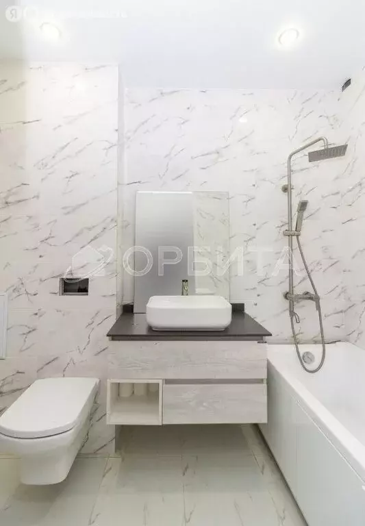 2-комнатная квартира: Тюмень, улица Василия Подшибякина, 15к1 (50 м) - Фото 1