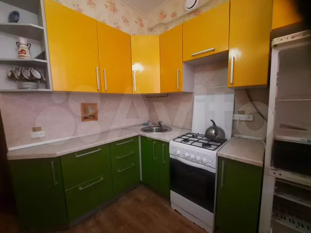 2-к. квартира, 65 м, 1/5 эт. - Фото 0