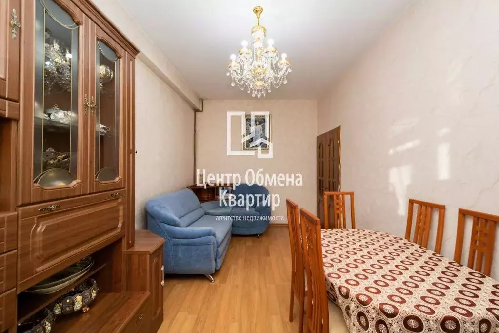 3-к кв. Иркутская область, Иркутск Дальневосточная ул., 144 (90.0 м) - Фото 1